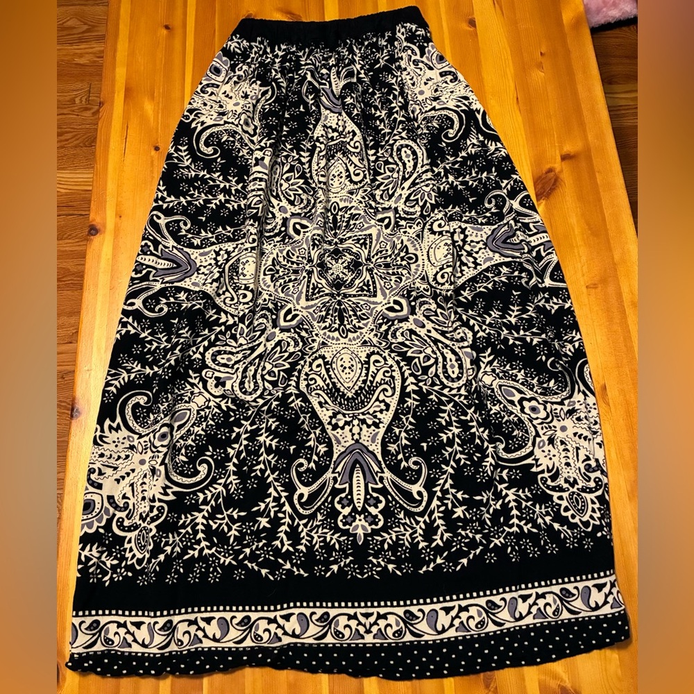 Angie Black and Cream Maxi Skirt with Paisley Design